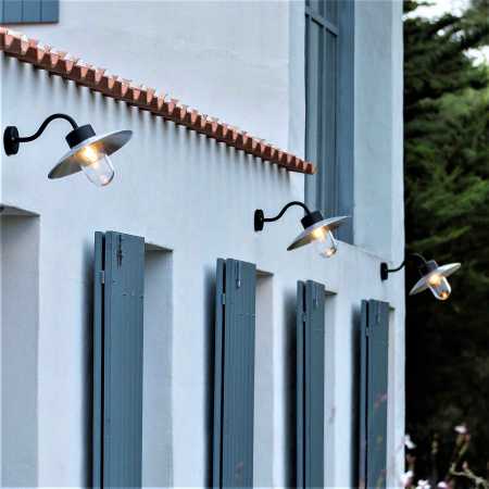 grüne Hofleuchte klassisch